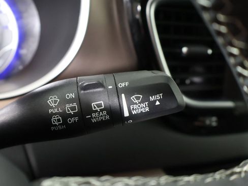 Used 2023 Chrysler Voyager LX FWD image 39