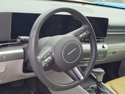 Used 2024 Hyundai Kona SEL image 9