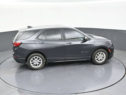 Used 2022 Chevrolet Equinox LS w/ Driver Confidence II Package FWD image 60