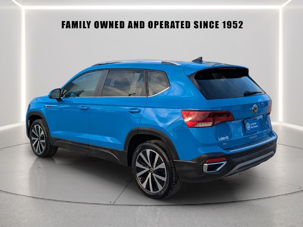 Used 2023 Volkswagen Taos SE FWD image 4