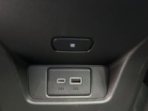 Used 2024 Cadillac XT6 Sport w/ Platinum Package image 18