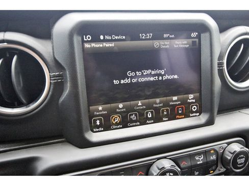 Used 2023 Jeep Wrangler Unlimited Sahara w/ Cold Weather Group AWD/4WD image 19