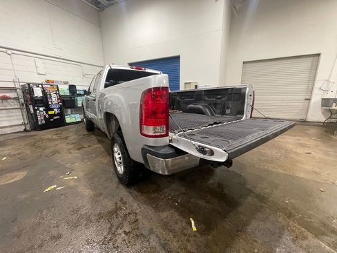 Used 2014 GMC Sierra 2500 SLE w/ SLE Preferred Package image 31