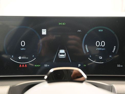 Used 2025 Hyundai Tucson SEL image 27