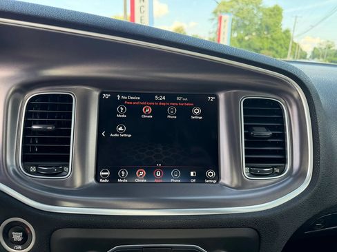 Used 2019 Dodge Charger SXT AWD/4WD image 26