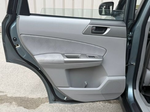 Used 2010 Subaru Forester 2.5X AWD/4WD image 16