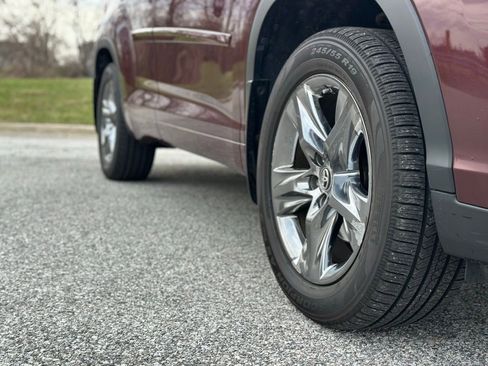 Used 2019 Toyota Highlander Limited Platinum w/ Protection Package #3 image 9