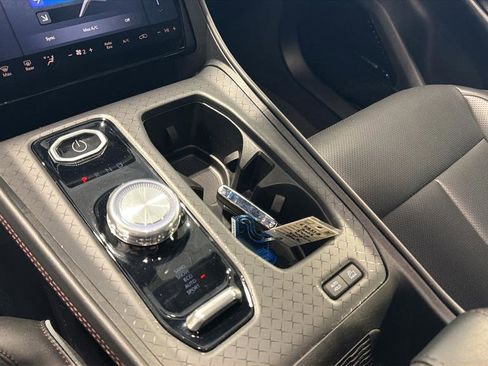 Used 2025 Jeep Wagoneer S Limited image 27