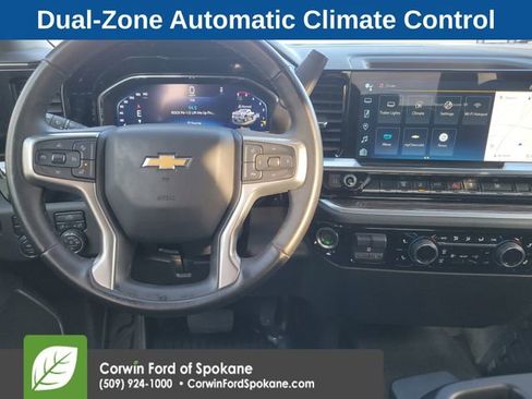 Used 2025 Chevrolet Silverado 2500 LT w/ Convenience Package image 3