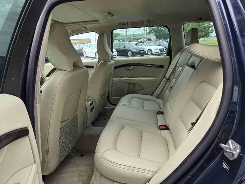 Used 2015 Volvo XC70 T6 Platinum image 10