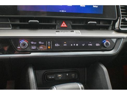 Used 2023 Kia Sportage EX FWD image 43
