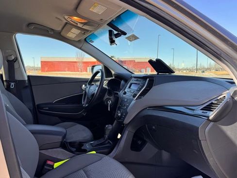 Used 2013 Hyundai Santa Fe Sport image 22