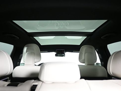 Used 2025 Mercedes-Benz GLC 300 image 19