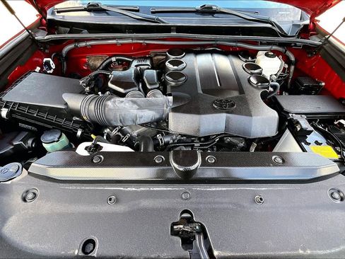 Used 2023 Toyota 4Runner TRD Off-Road Premium image 31