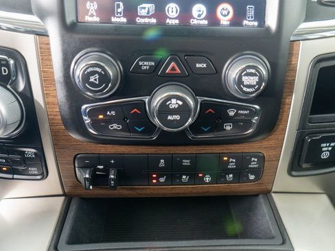 Used 2017 RAM 1500 Laramie w/ Convenience Group image 21