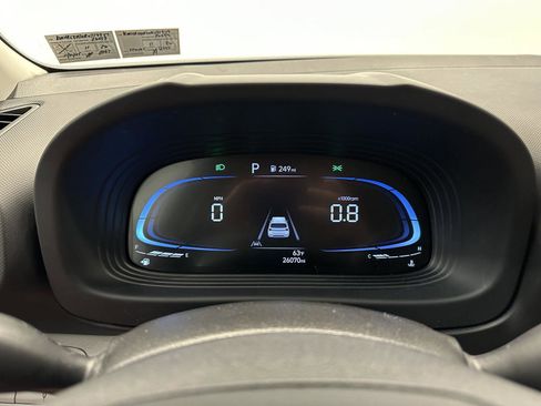 Certified 2024 Hyundai Venue SEL image 18