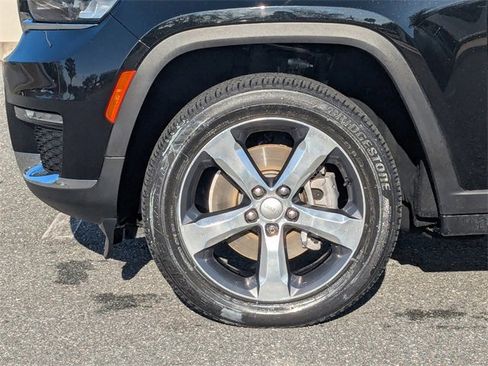 Used 2021 Jeep Grand Cherokee L Limited image 10