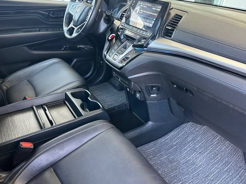 Used 2024 Honda Odyssey Touring image 16