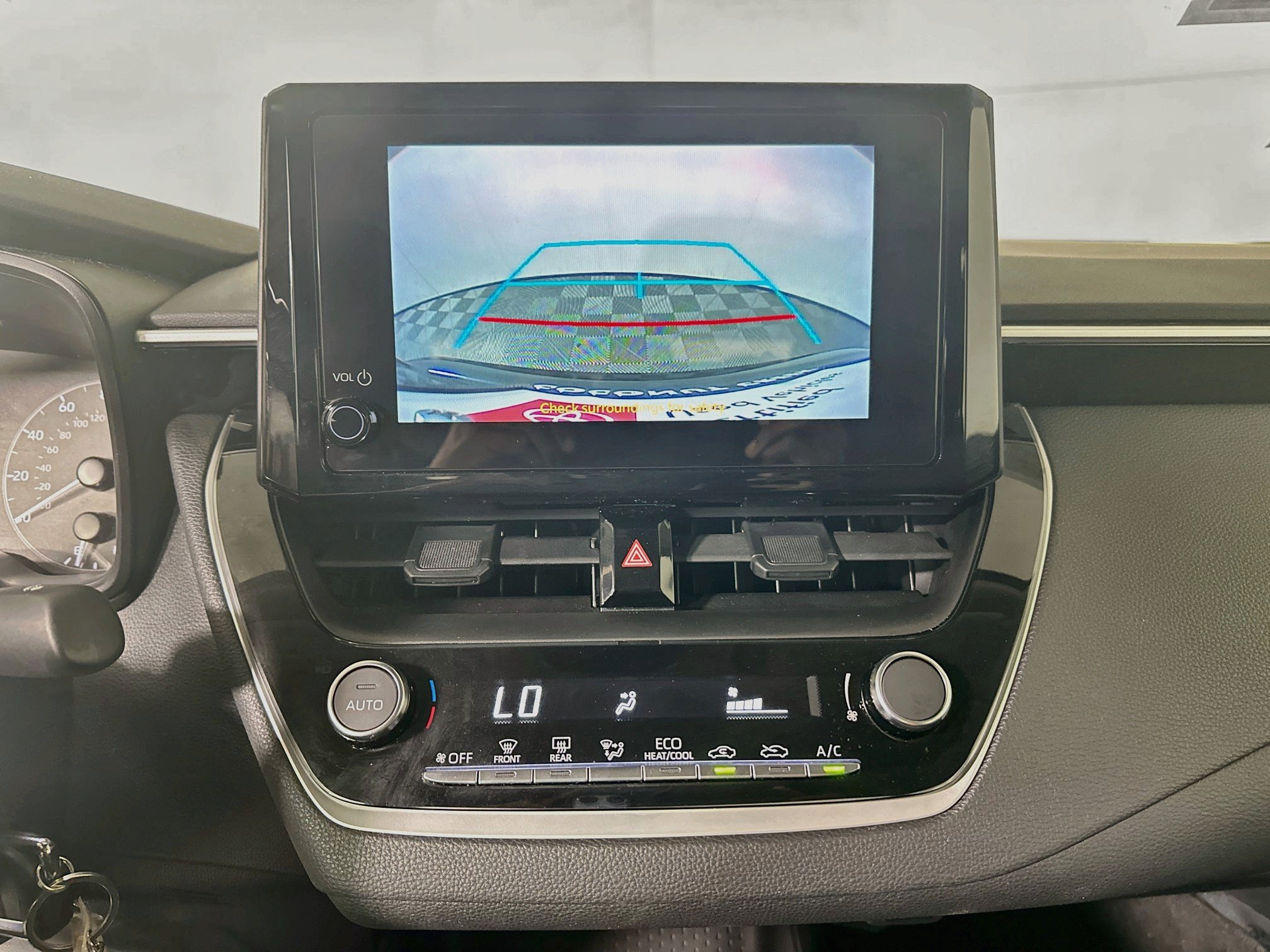 Used 2023 Toyota Corolla LE FWD image 24