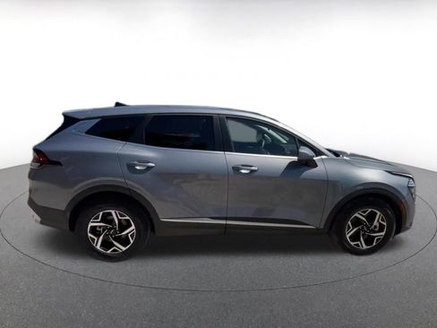 Used 2025 Kia Sportage LX FWD image 16