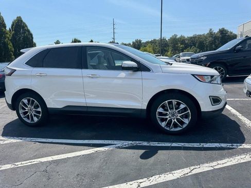 Used 2017 Ford Edge Titanium w/ Equipment Group 301A AWD/4WD image 2