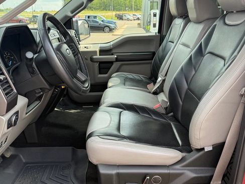 Used 2018 Ford F150 XLT w/ Equipment Group 302A Luxury AWD/4WD image 15