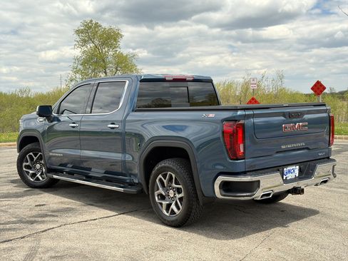 Used 2024 GMC Sierra 1500 SLT w/ SLT Premium Plus Package AWD/4WD image 2