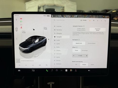 Used 2026 Tesla Model Y Long Range image 15