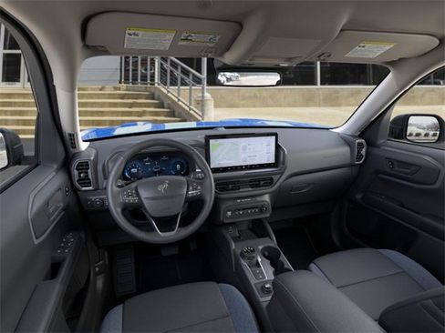 New 2025 Ford Bronco Sport Outer Banks image 9