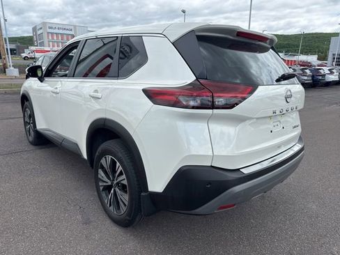 Certified 2023 Nissan Rogue SV AWD/4WD image 7