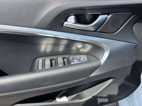 Certified 2026 Genesis G70 2.5T AWD/4WD image 16