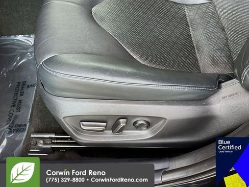 Used 2022 Toyota Camry XSE image 23