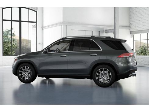 Used 2025 Mercedes-Benz GLE 350 4MATIC image 32
