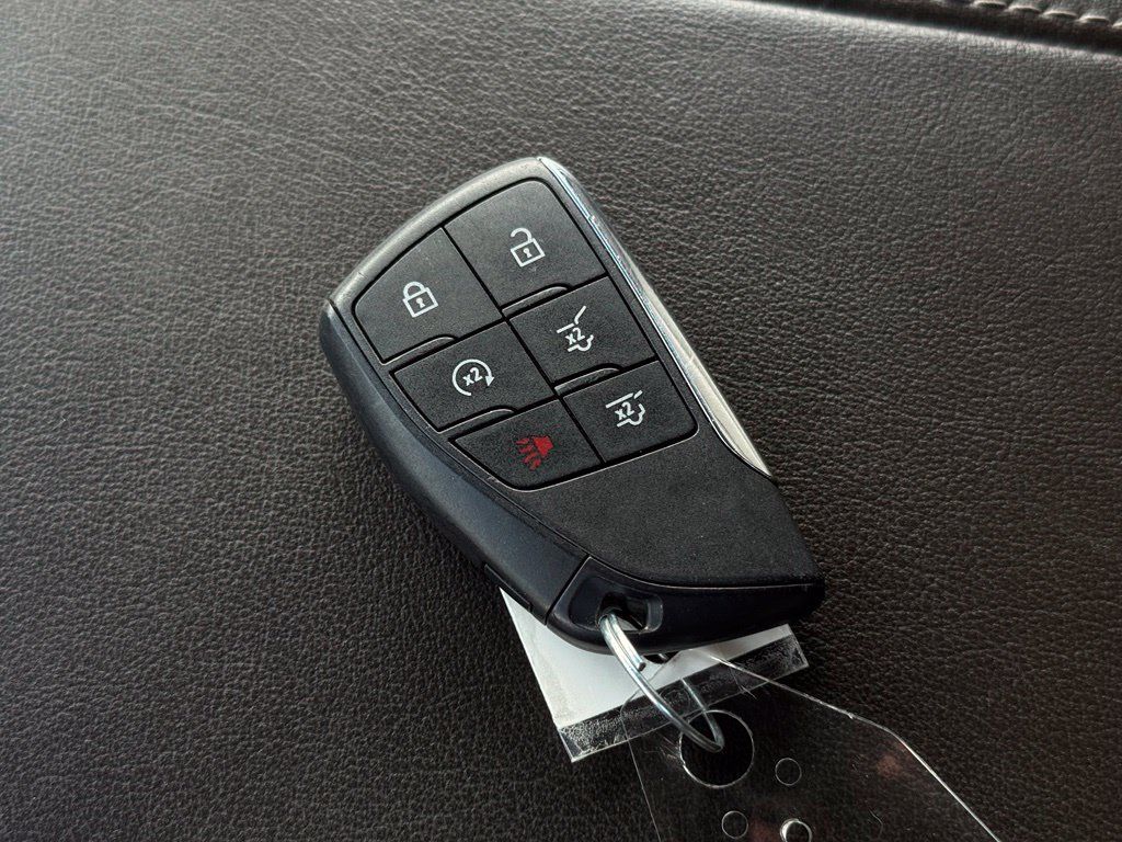 Used 2025 Chevrolet Tahoe LT RWD image 42