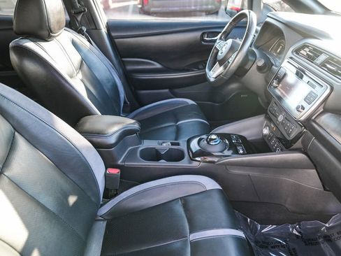 Used 2018 Nissan Leaf SL w/ SL Technology Package image 17