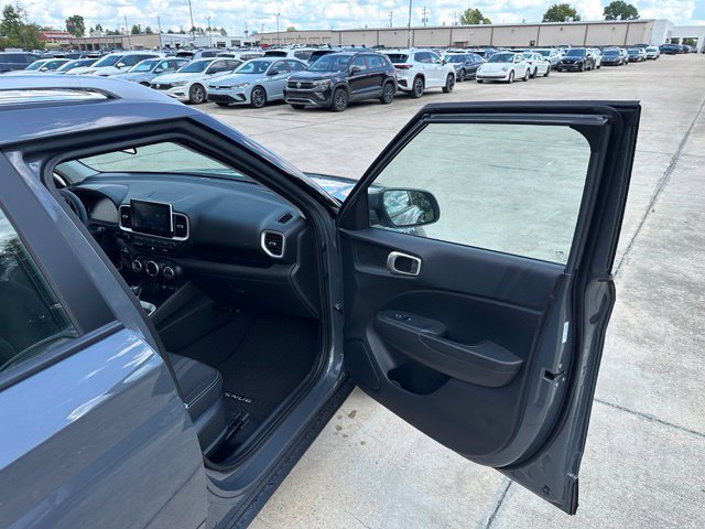 New 2026 Hyundai Venue SEL FWD image 17