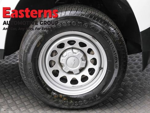 Used 2023 Chevrolet Colorado W/T image 29