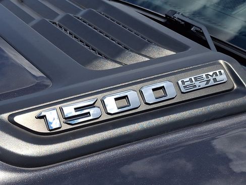 Used 2020 RAM 1500 Laramie w/ Sport Appearance Package AWD/4WD image 28