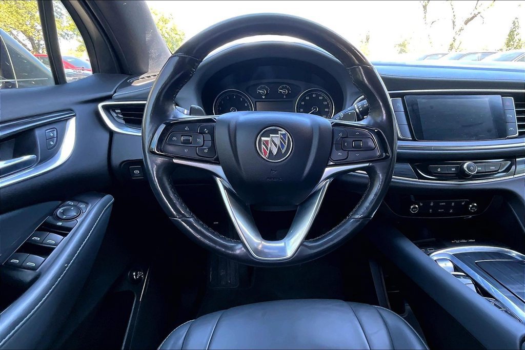 Used 2023 Buick Enclave Essence w/ Experience Buick Package FWD image 7