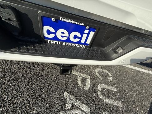 Certified 2024 Chevrolet Colorado LT w/ LT Convenience Package II image 17