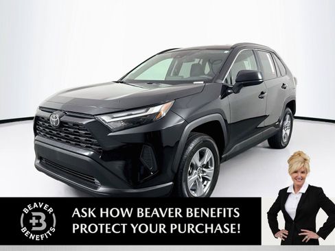 Certified 2025 Toyota RAV4 LE AWD/4WD image 1