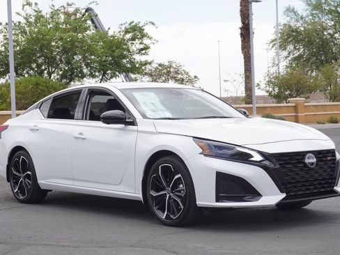 New 2026 Nissan Altima 2.5 SR FWD image 4
