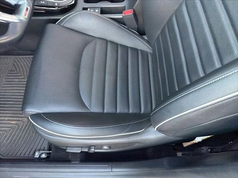 Used 2023 Kia Forte GT-Line w/ GT-Line Premium Package image 7