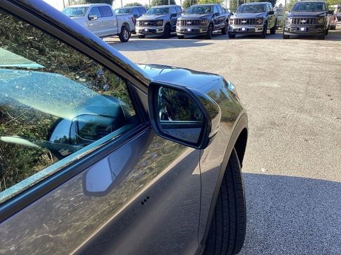 Used 2022 Ford Explorer Limited w/ Equipment Group 301A image 26