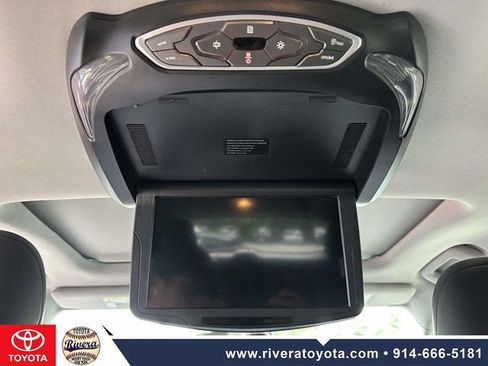 Used 2021 Toyota Highlander XLE AWD/4WD image 22
