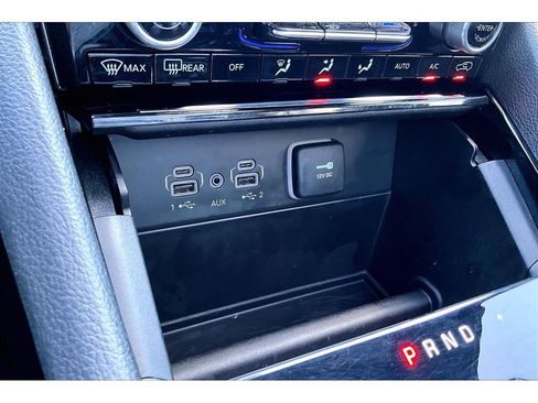 Used 2022 Jeep Grand Cherokee Summit w/ Advanced Protech Group IV AWD/4WD image 15