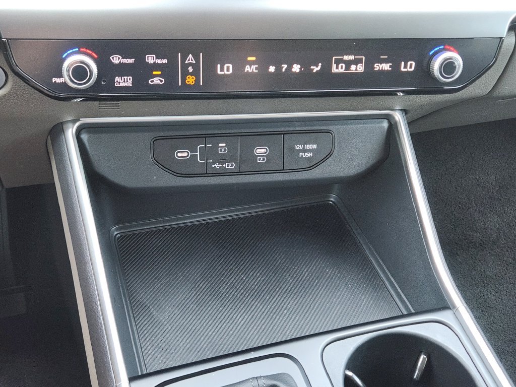 New 2026 Kia Carnival FWD image 19