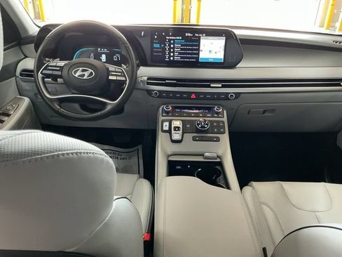 Certified 2025 Hyundai Palisade SEL AWD/4WD image 21