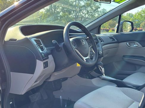 Used 2013 Honda Civic LX image 12