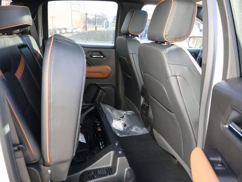 New 2026 GMC Canyon AT4 w/ Technology Plus Package AWD/4WD image 12